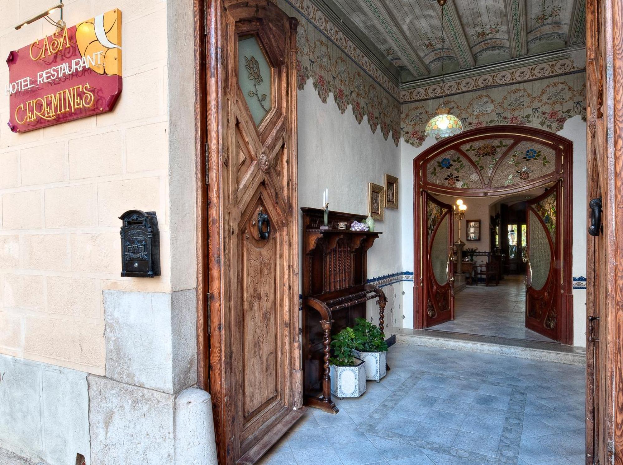 Hotel Casa Ceremines 3*