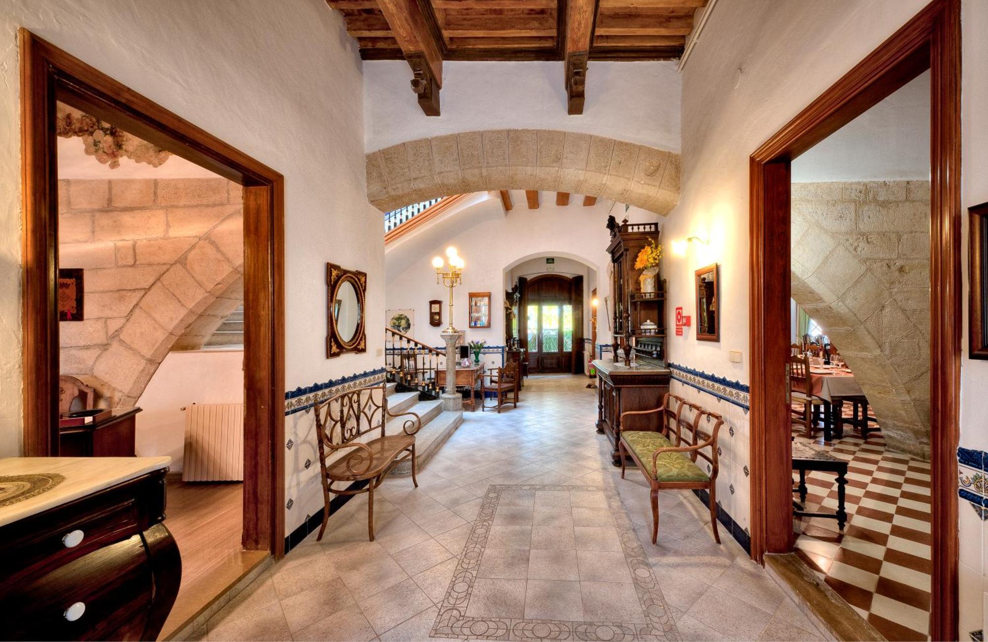 Hotel Casa Ceremines 3*